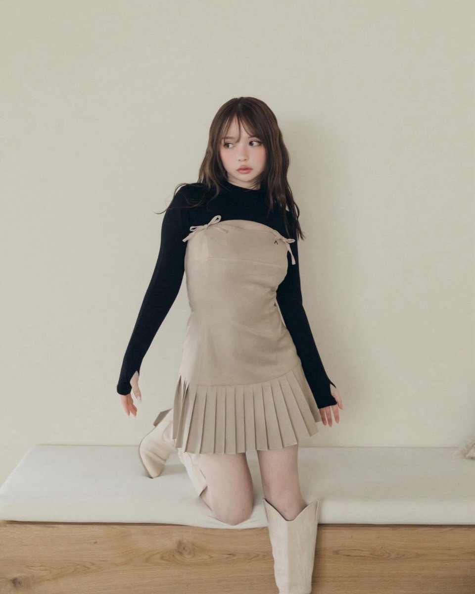 3/25(月)発売分から下記1点を受注販売いたします。 Karen knit set