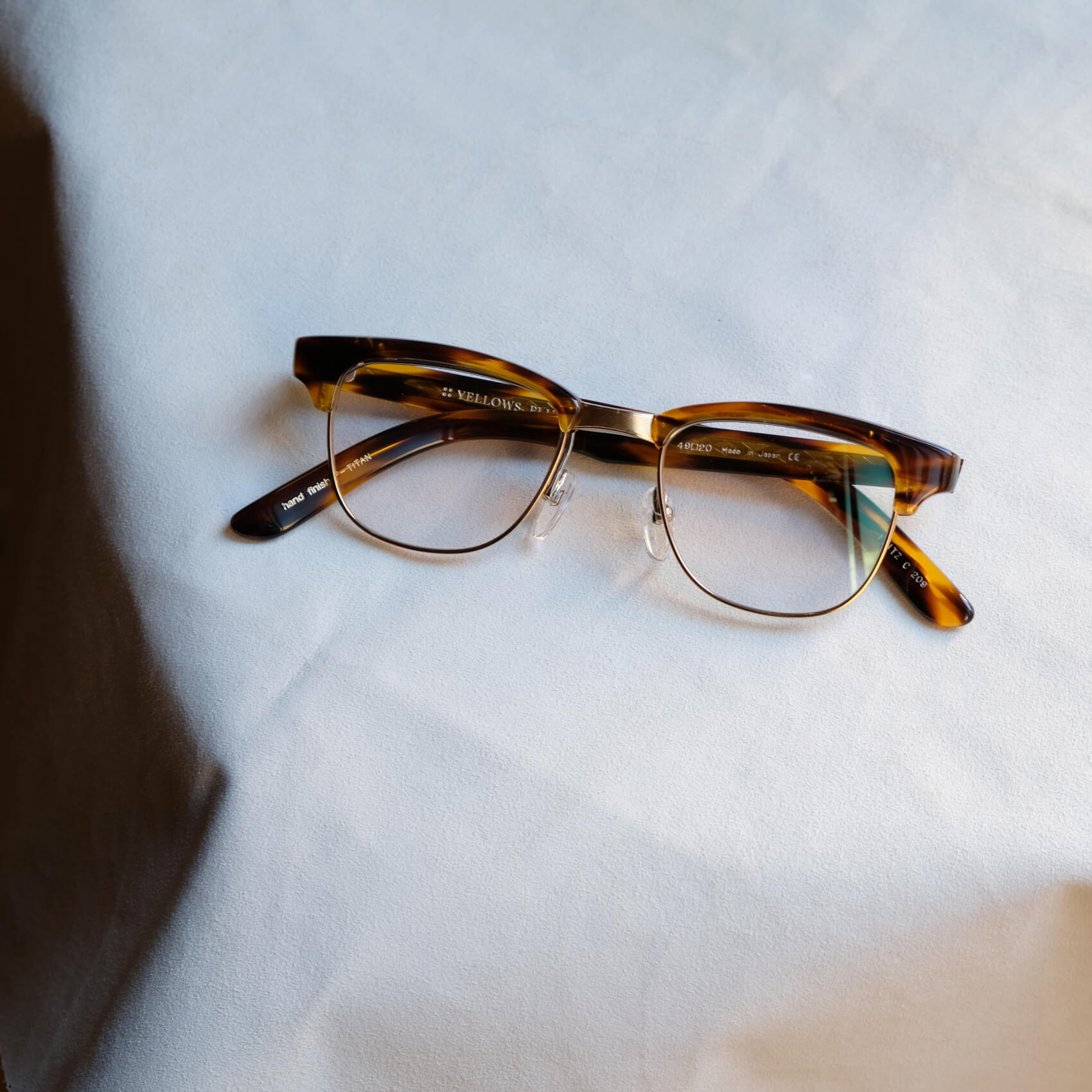 YELLOWS PLUS の跳ね上げ | メガネのセレクトショップ ポンメガネ