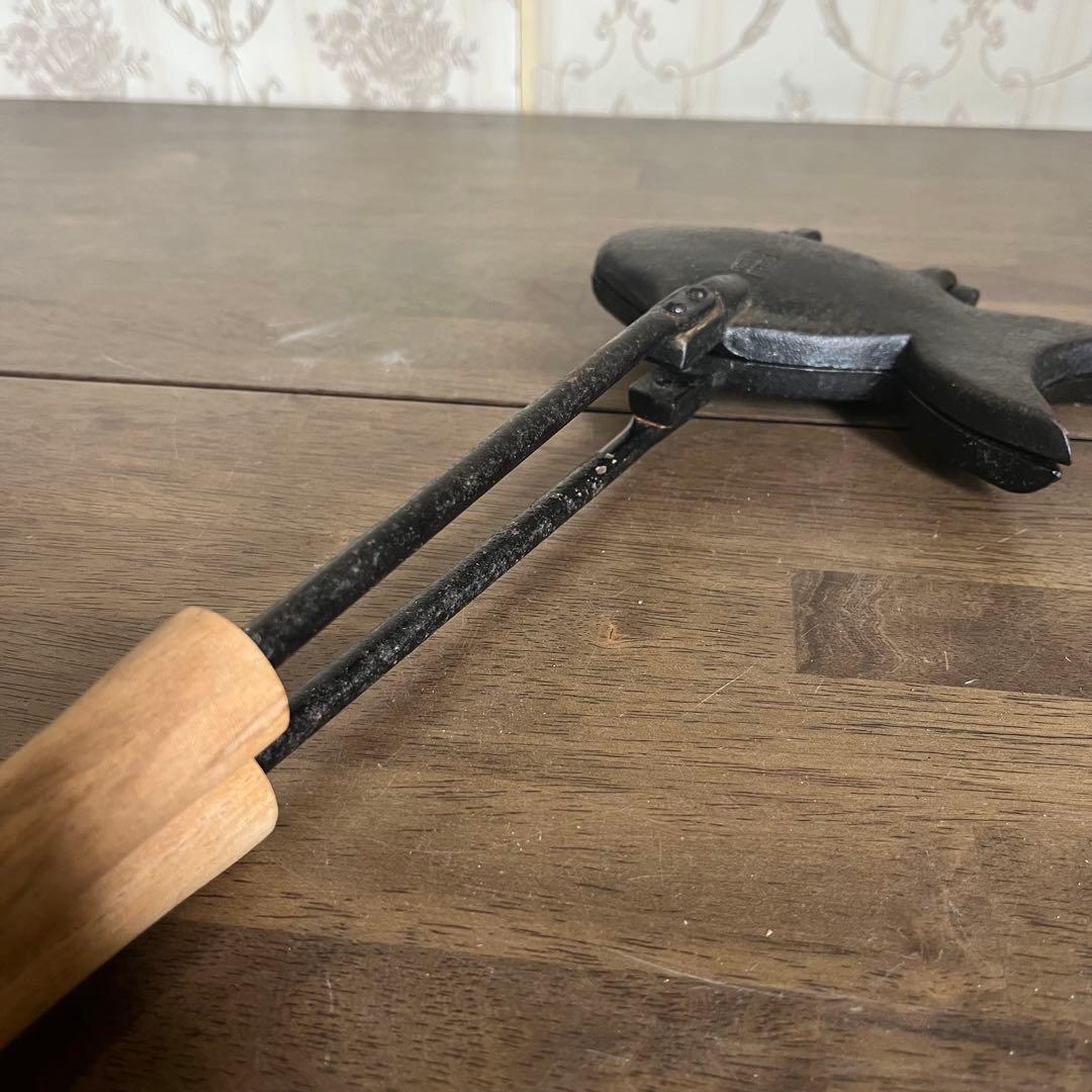 【アンティーク】南部鉄器 盛栄堂 及源鋳造 一丁焼きたい焼器 古道具 古民具