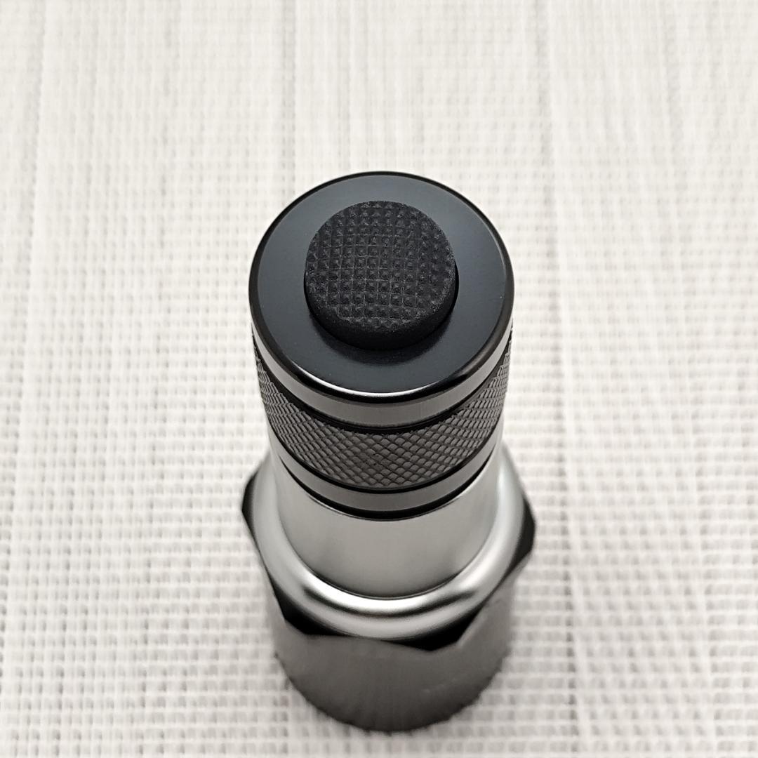 【未使用】SUREFIRE 3Pスタイル BK/SV ツートーン P60系ホスト