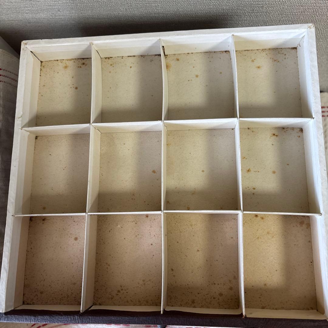 レア　アンティークフランス　カルティエブレッソン　糸什器　キャビネット　引き出し